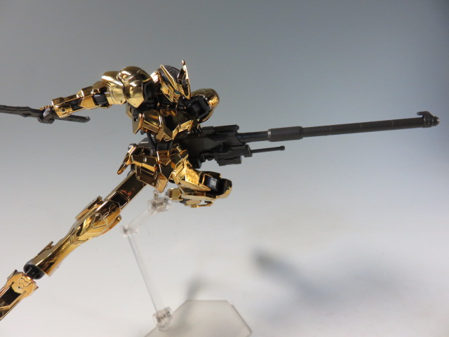 HG ガンダムバルバトス ゴールドメッキVer. HGガンダムバルバトス【ゴールドメッキver】｜はくたくさんの