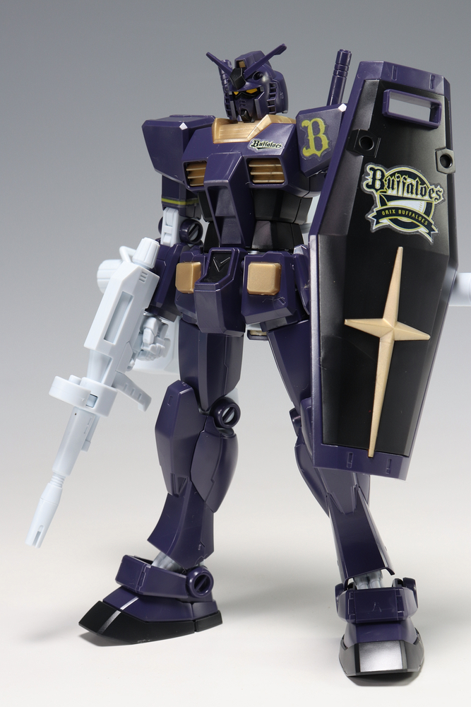 HGUC RX-78-2ガンダム バファローズバージョン レビュー : デンデロの消失