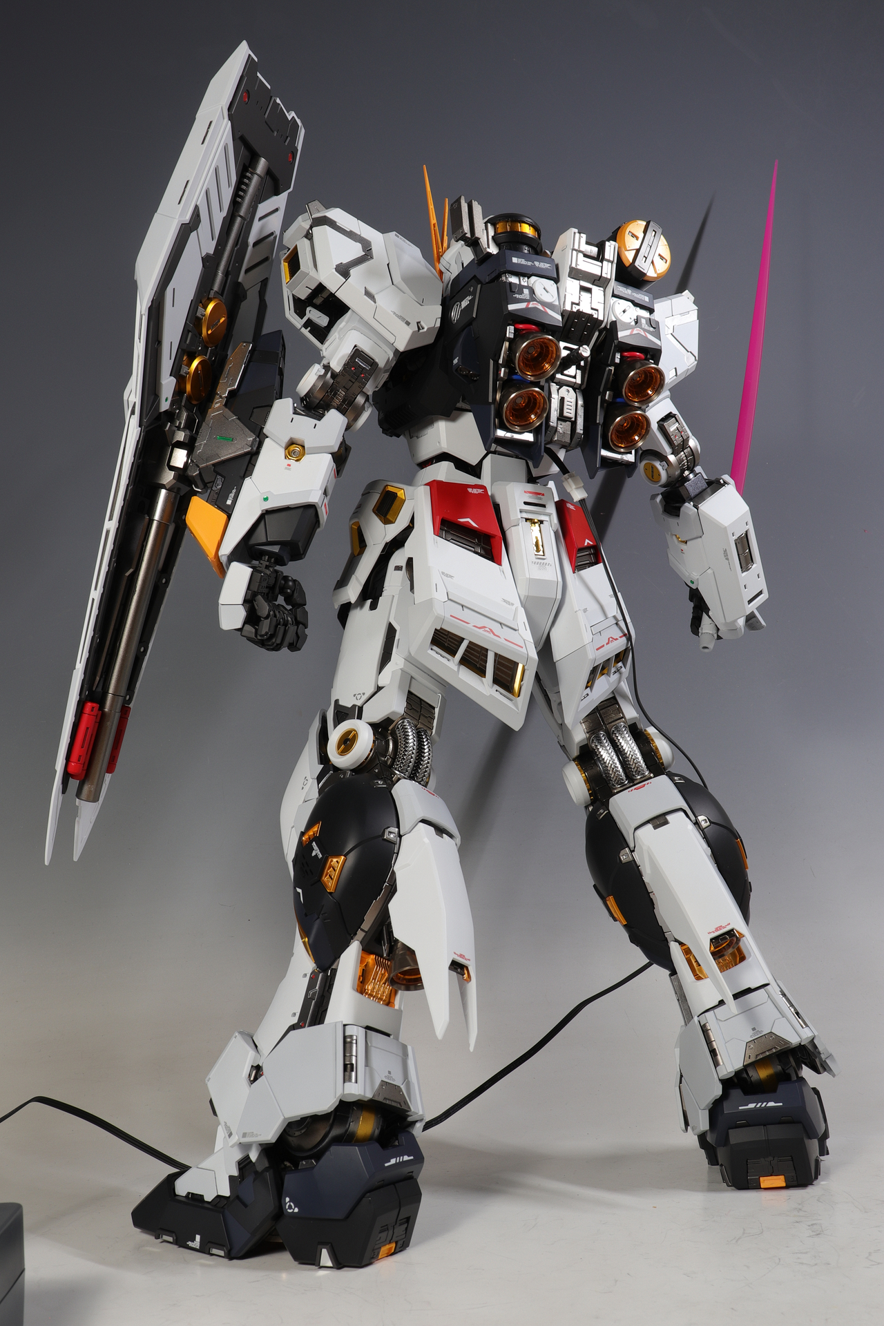 PGU νガンダム 本体（フィンファンネル以外）塗装/完成編 : デンデロの消失