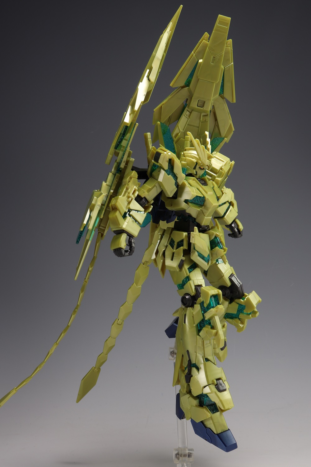 ガンダムベース限定 HGUC ユニコーンガンダム3号機フェネクス