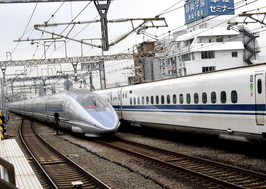 新幹線500系とN700系静岡駅にて撮影 電気屋の鉄道資料館