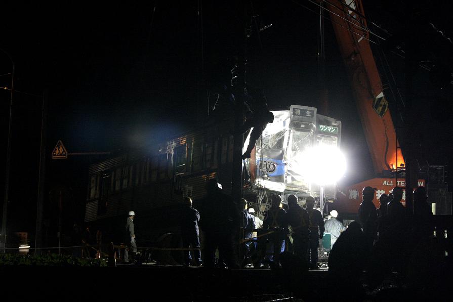 秩父鉄道の脱線事故 現場復旧作業1 電気屋の鉄道資料館 秩父鉄道の脱線事故 現場復旧作業1 電気屋の鉄道資料館