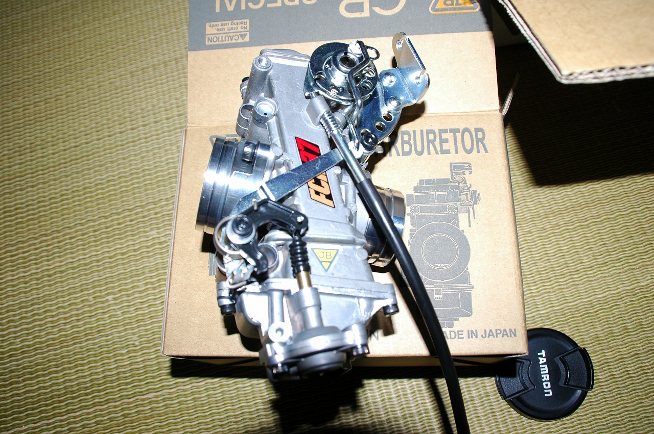 SR500に付けたFCR37の話 : 『ゑべっしゃ』気ままな絵日記（回想録）