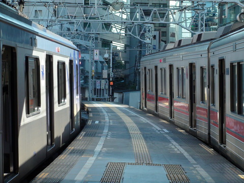 3b1f83f1-s.jpg