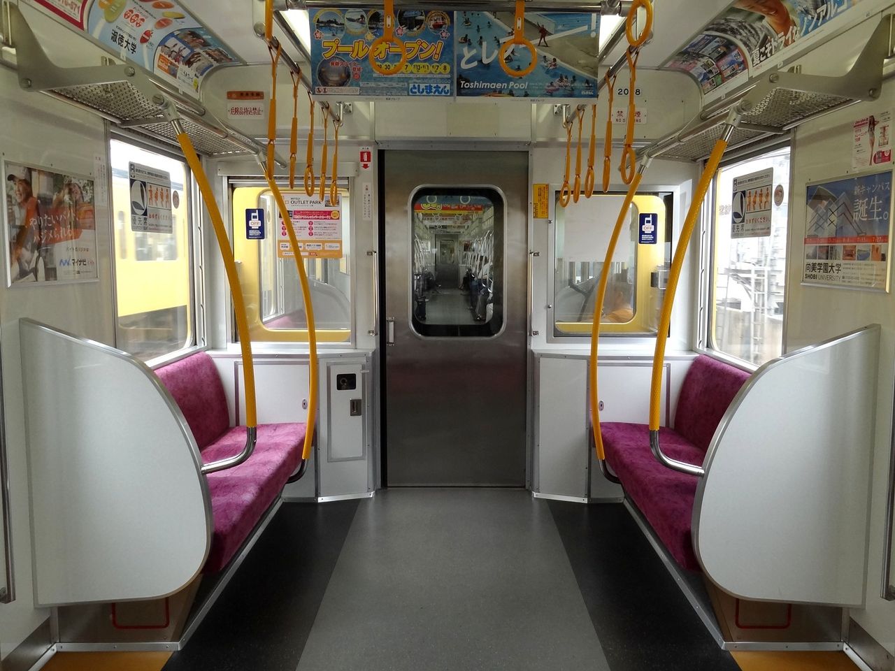 鉄道部品】西武2000系 客室内化粧板 上水 on X: 