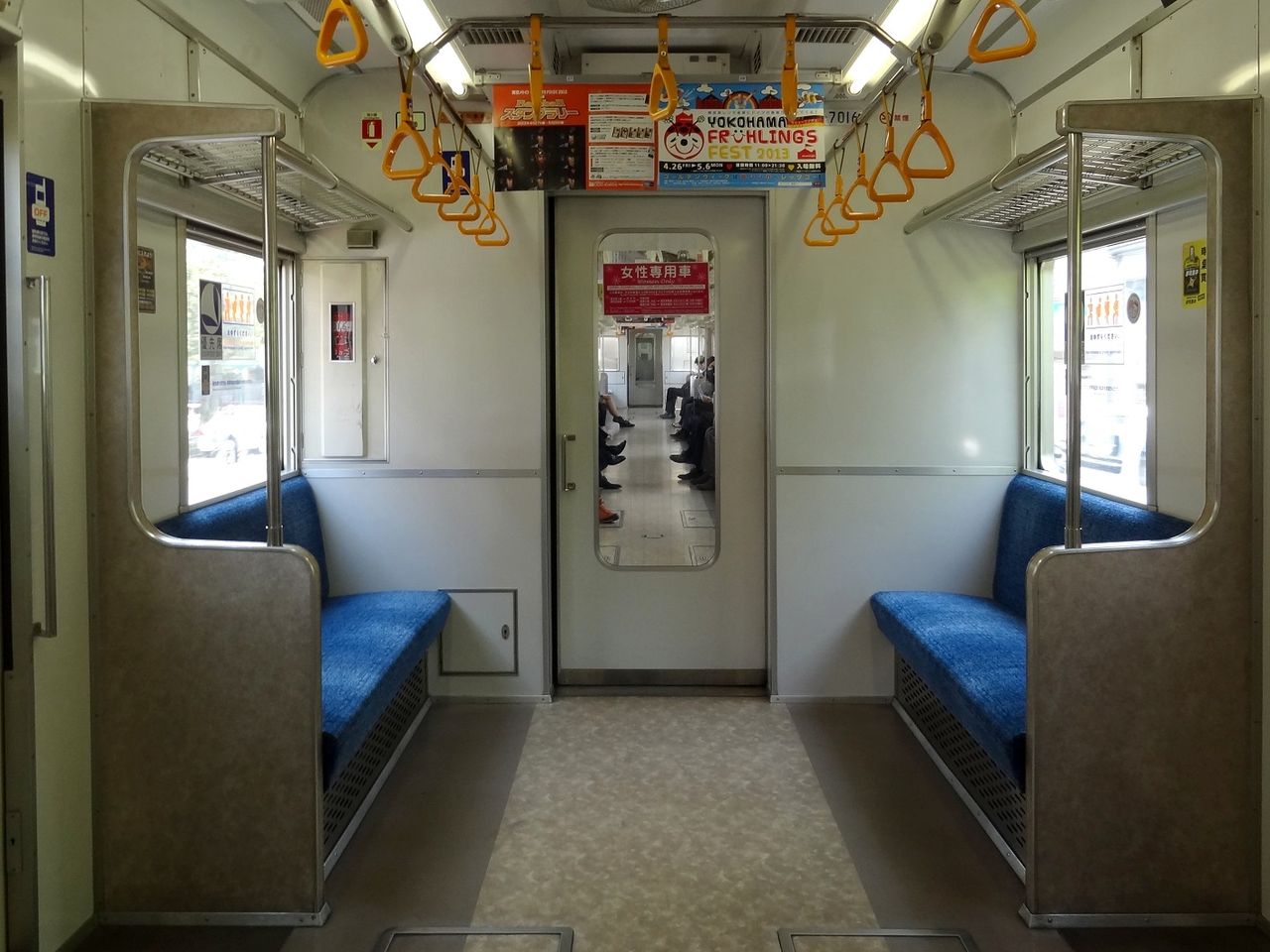 東京メトロ　7000系　7316　車号外板 東京メトロ 7000系 副都心線 後期型更新車 ベビーカーマーク付 8