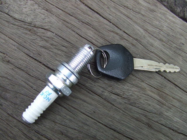 NGKプラグキーホルダー : GOOD FELLASへようこそ！