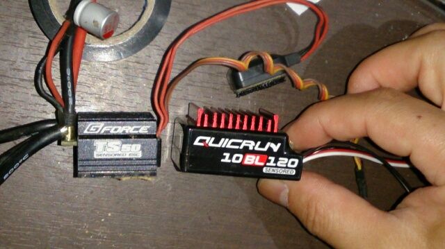 なんとなく)Quicrun10BL120 ESCのレビュー?(組み途中 なんとなく)Quicrun10BL120 ESCのレビュー?(組み途中