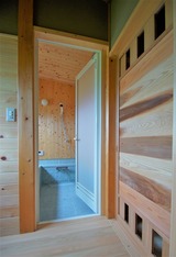三条の家_無双窓つき木製建具DSC07866 (2)