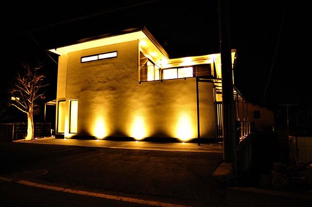 家の外観 施工例 かっこいい おしゃれなデザイン 京都市滋賀でモダンなデザインの家 づくり 注文住宅を建てるならデザインファースト一級建築士事務所にお任せ下さい