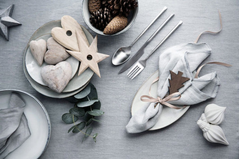 Natural Greeenを使ったChristmas Table Setting