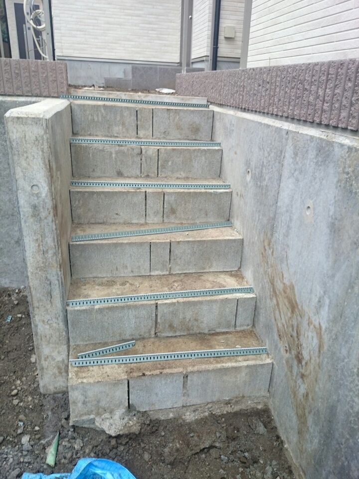 階段モルタル仕上げ Design Selectのblog