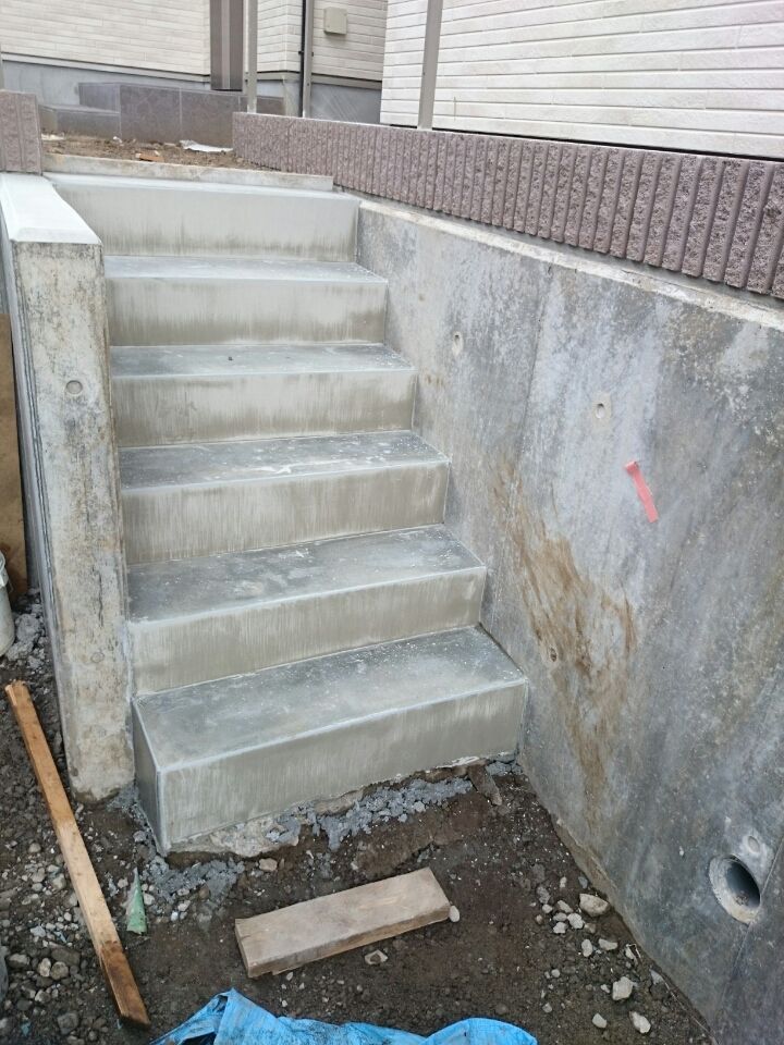 階段モルタル仕上げ Design Selectのblog