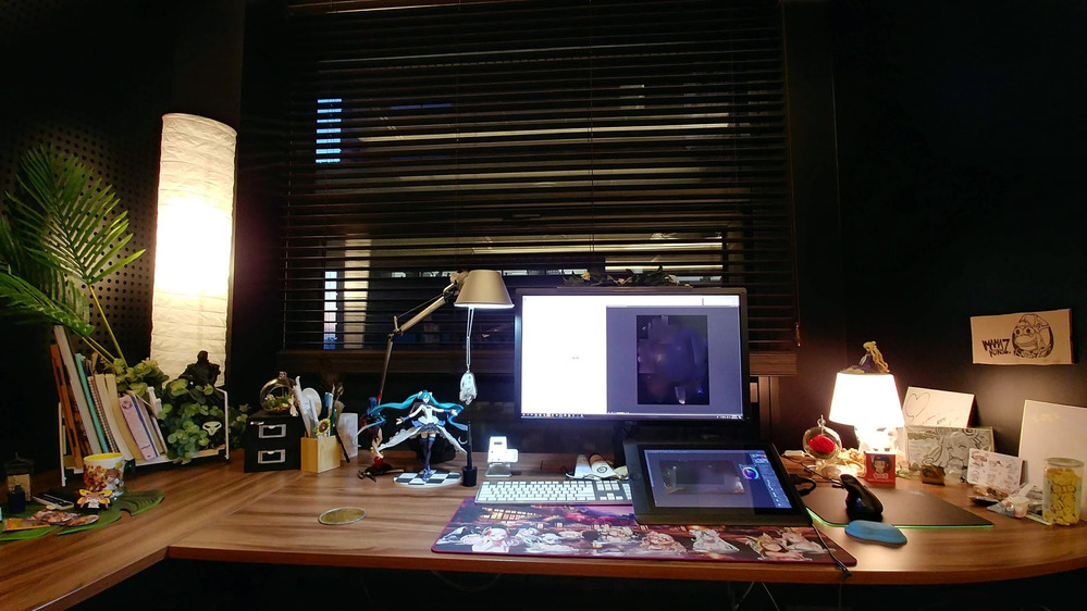 KKUEMさん_DESK