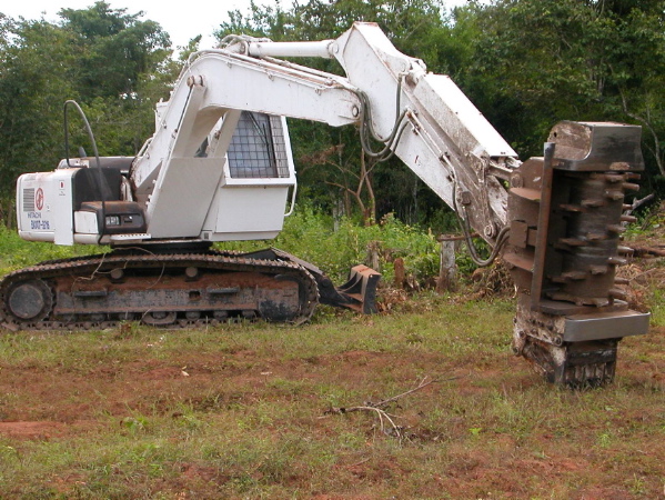 カンボジア地雷対策センター Cmac ぷらぷ ら カンボジア