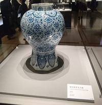デルフト焼「染付唐草文大壺」