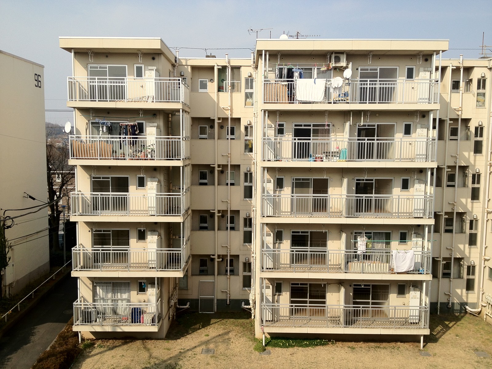 都営村山団地 八鬮不動産