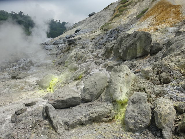 玉川温泉 岩盤浴のできる地獄 : 温泉巡りと八百万の神 玉川温泉 岩盤浴のできる地獄 : 温泉巡りと八百万の神
