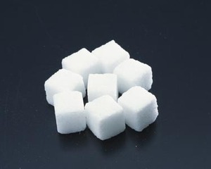 103836