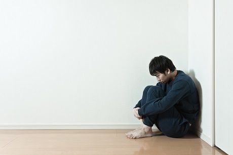 【悲報】一人暮らし大学生ワイ、ストレスで吐く