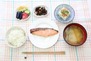 糖質制限ダイエットしてるけどイライラする