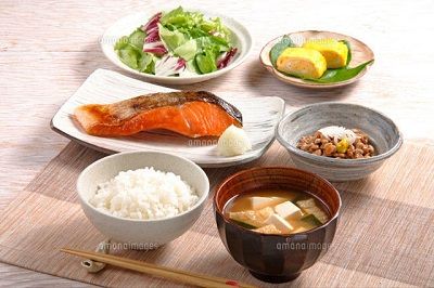 ダイエットしてるんやが朝はガッツリ食った方がええんか？