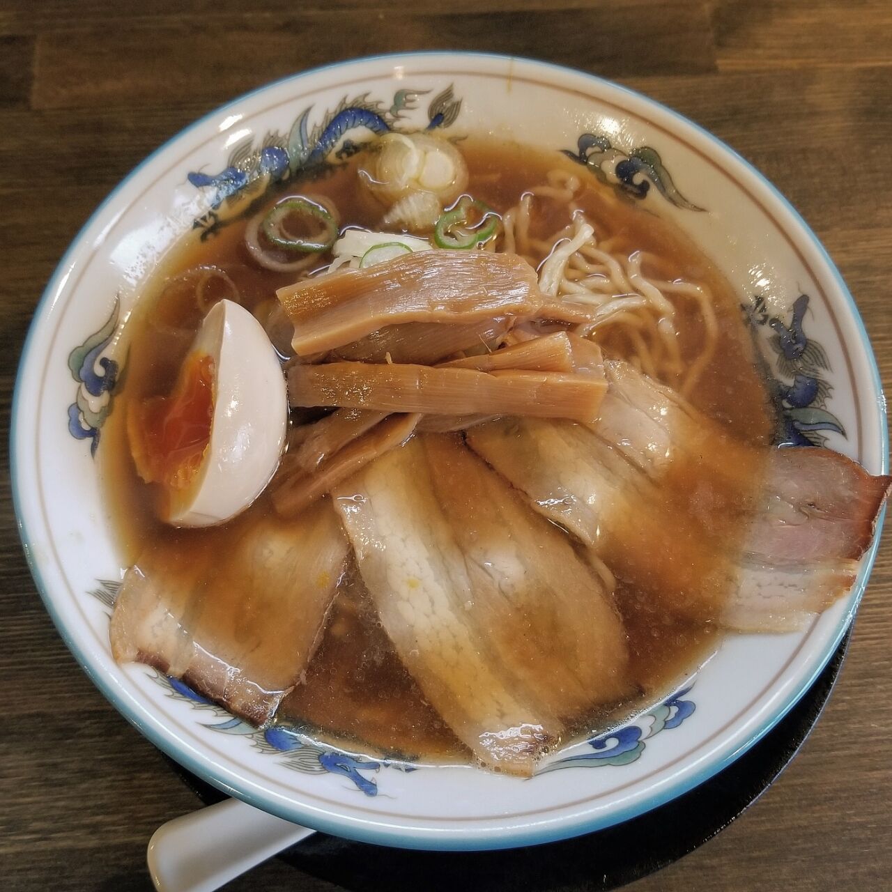 赤寅大百科 バラ中華そば ダイエットとラーメンという矛盾