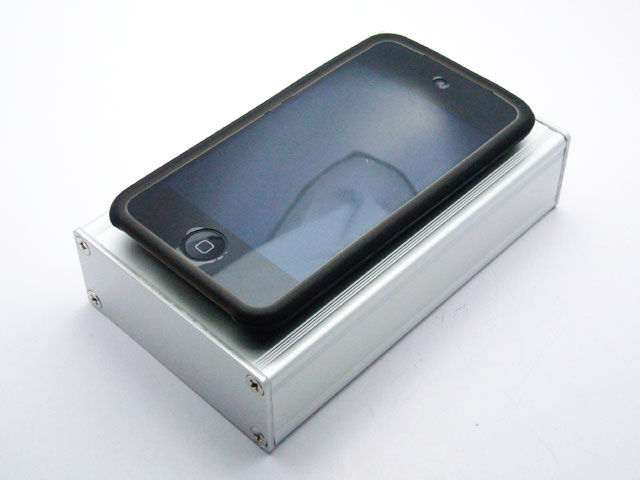 デジットblog Ipod Touch スマートフォンサイズ のアルミケース入荷