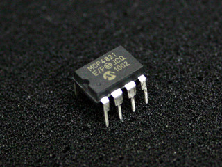 mcp4821