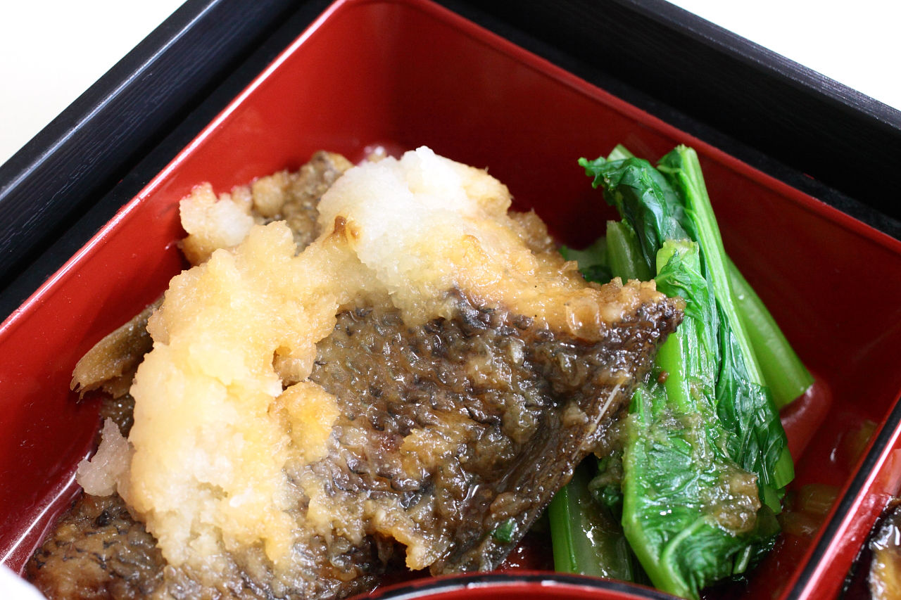 長井産黒ムツのみぞれ煮 玉蜀黍のかき揚げ 今日の弁当問題 長井産黒ムツのみぞれ煮 玉蜀黍のかき揚げ 今日の弁当問題