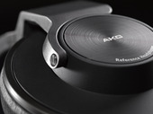akg04