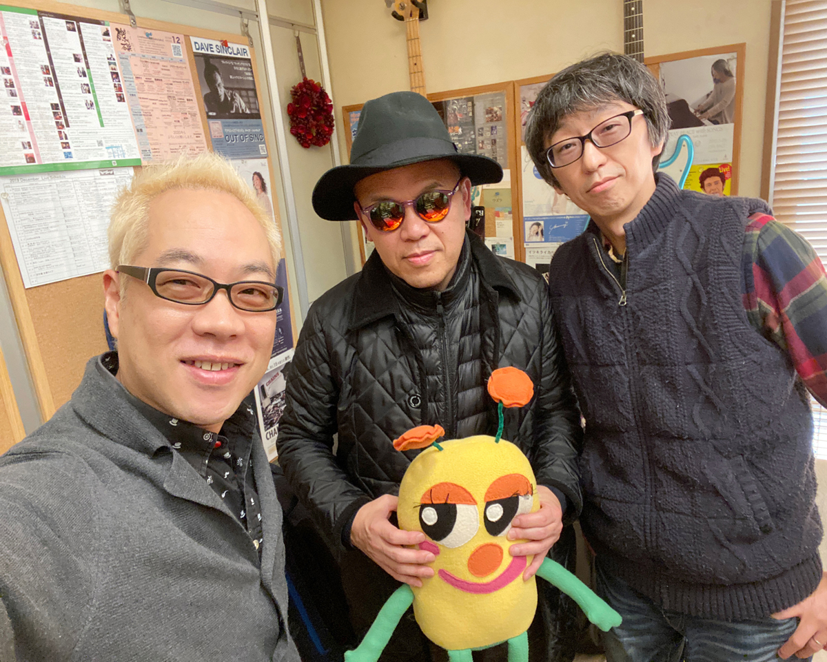マザーシップにてCDジャケットの打ち合わせ