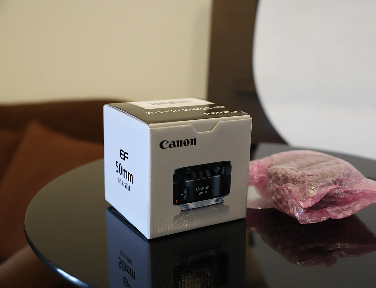 Canon 50mm F1.8 STM買いました