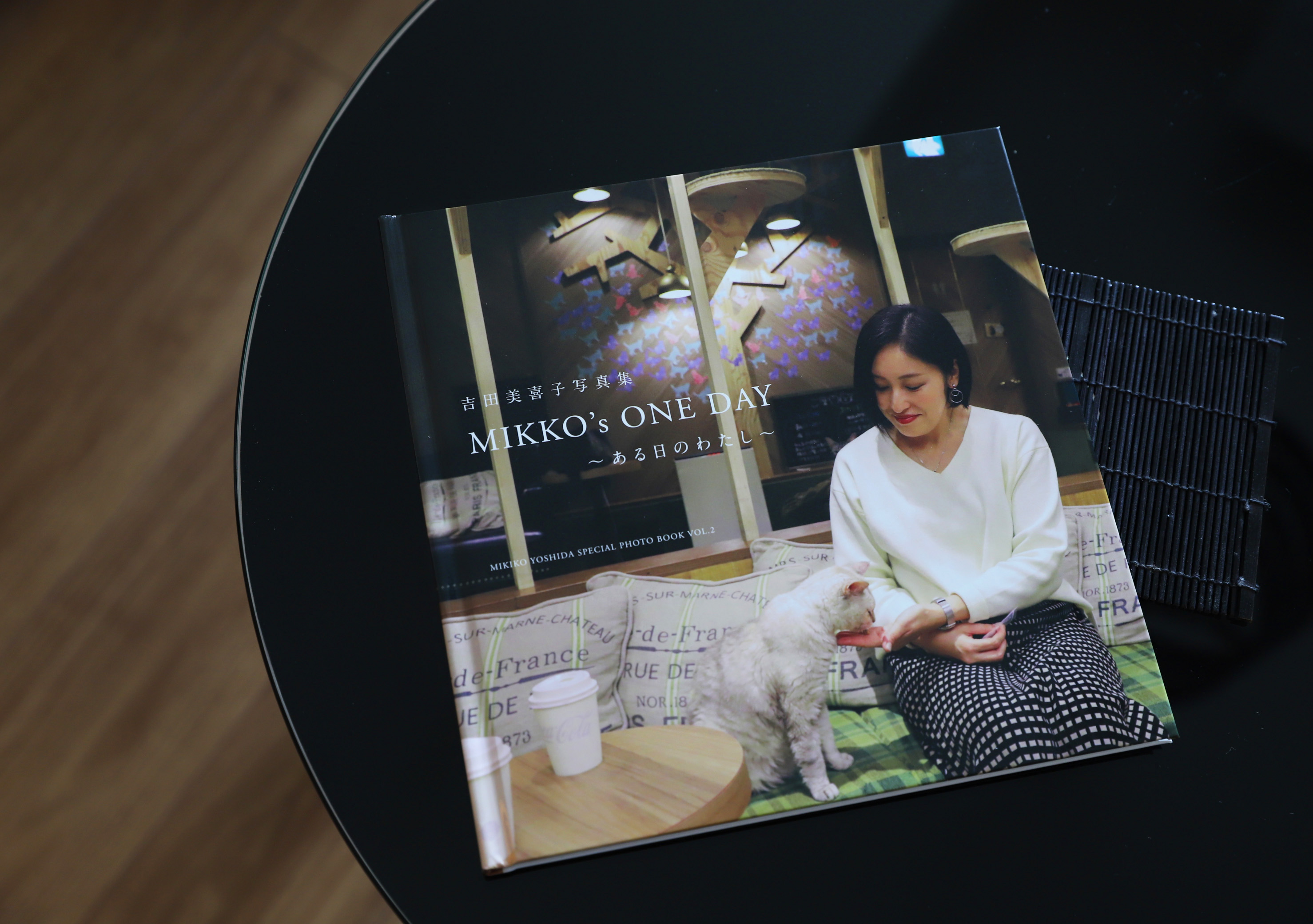 世界に一冊。スペシャルフォトブック 吉田美喜子さん01"