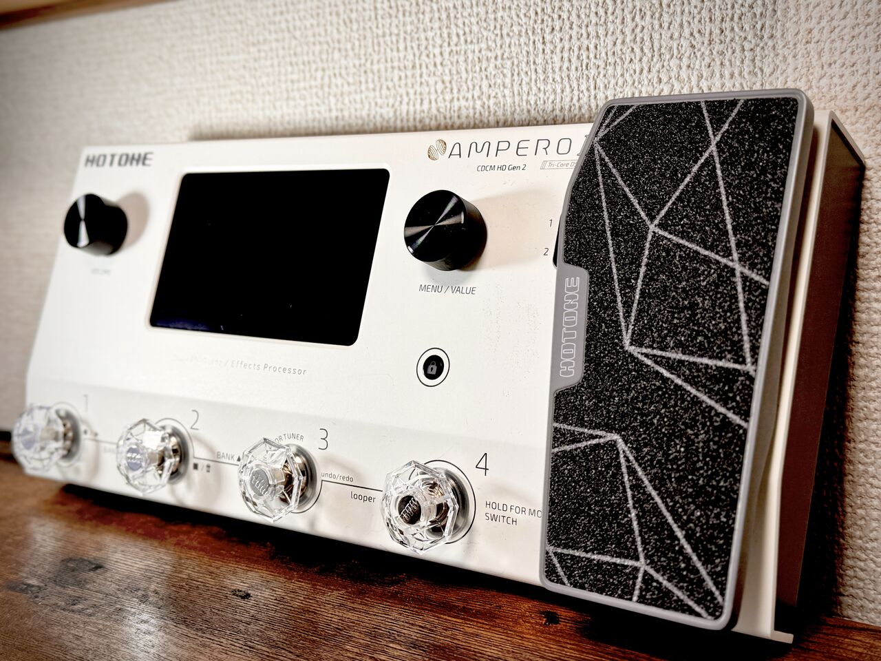 最終価格 HOTONE / AMPERO II マルチエフェクトプロセッサー HOTONE AMPERO II マルチエフェクトプロセッサー マルチ
