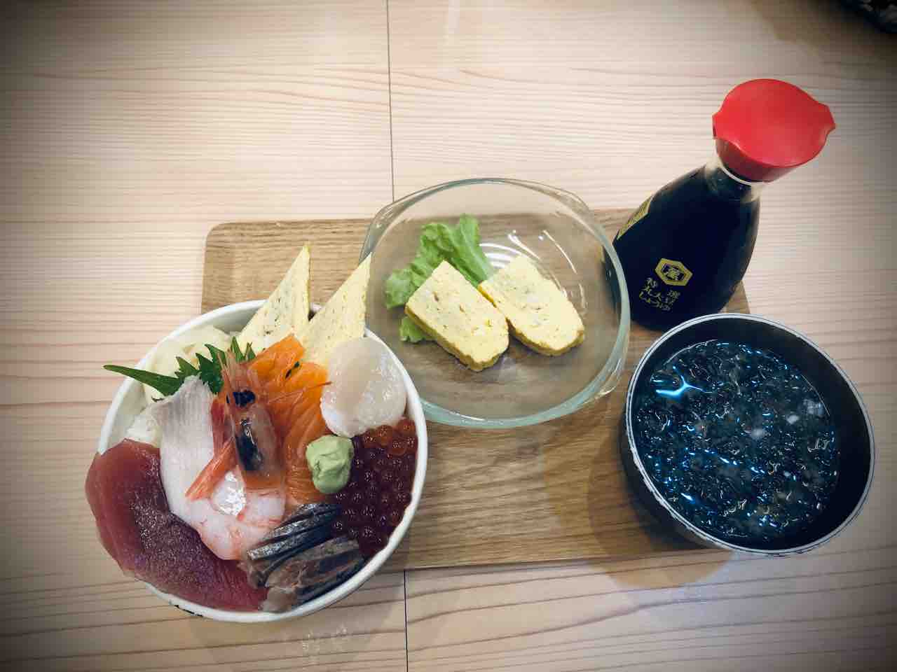 函館市若松町にある はこだて朝市どんぶり横丁市場内にある 鮨処はこだて さんへ東急ステイ函館朝市の朝食チケットを利用して行ってきました 函館 気まぐれブログ 函館市若松町にある はこだて朝市どんぶり横丁市場内にある 鮨処はこだて さんへ東急ステイ函館朝市の朝食チケットを利用して行ってきました 函館 気まぐれブログ