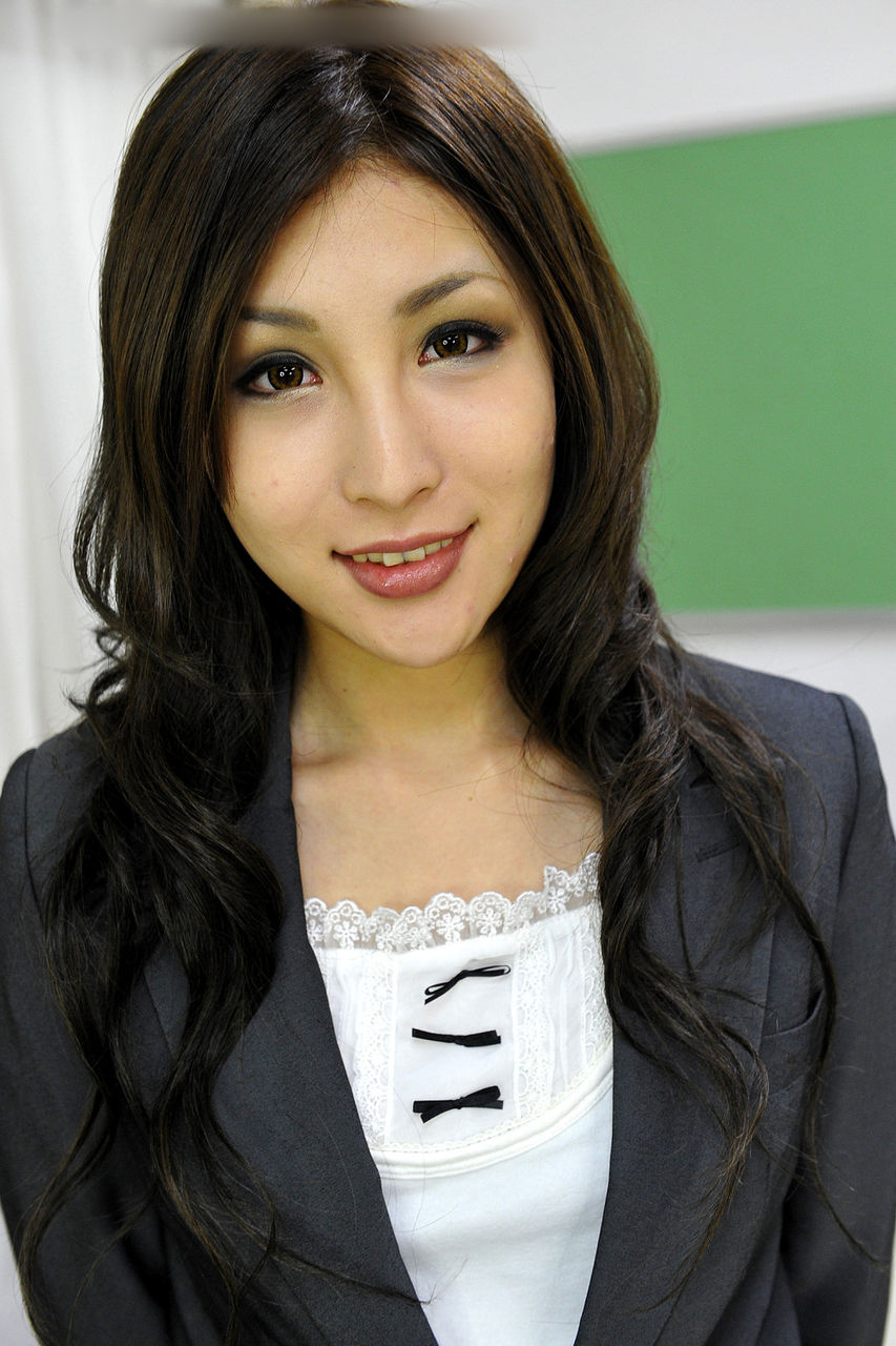 美人女医の密かな楽しみ （１２）／飯島奈津美さん : ０．５５世紀少年