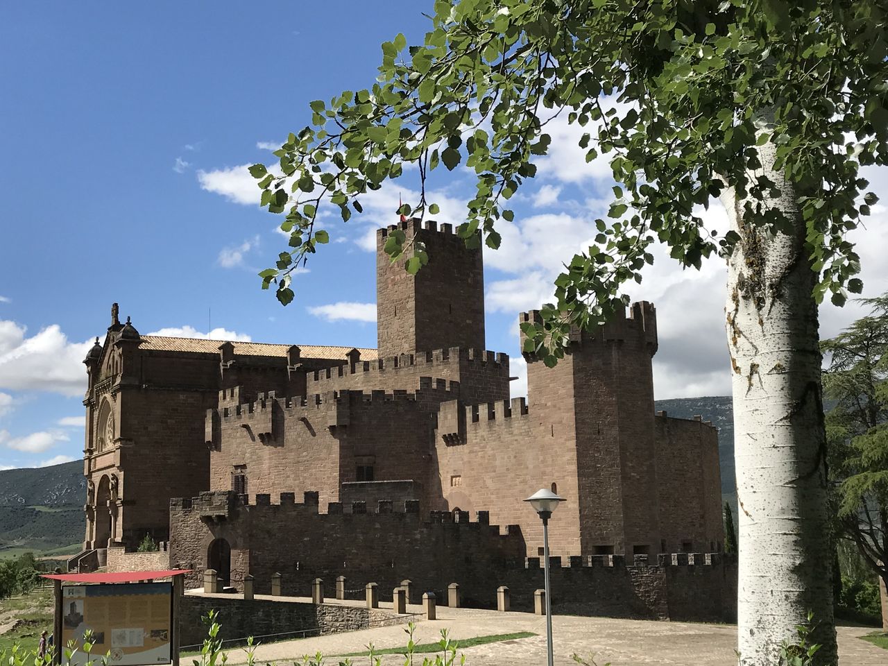 超有名バスク人 フランシスコ ザビエルの生家のお城 Basque Style ディスカバリーバスク オフィシャルブログ