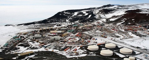 1024px-McMurdo_Station