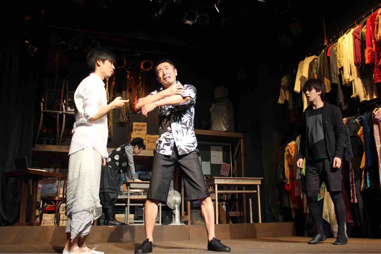 舞台写真 その２ 名探偵および元看板女優の場合 年 劇団あとの祭り