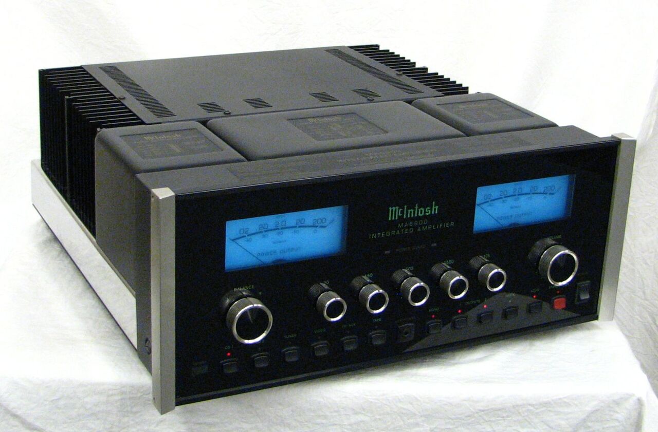 プリメインアンプ McIntosh MA6900 中古入荷しました プリメインアンプ McIntosh MA6900 中古入荷しました