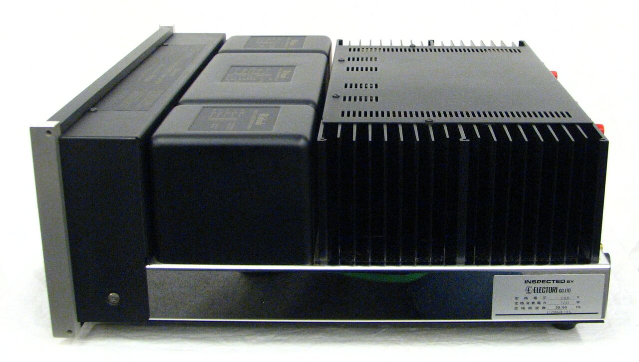 プリメインアンプ McIntosh MA6900 中古入荷しました
