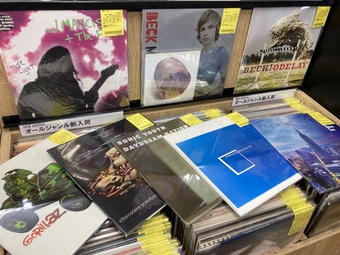 新着中古レコード情報 90's-00's ALTERNATIVE ROCK の名盤が 新着中古レコード情報 90's-00's ALTERNATIVE ROCK の名盤が