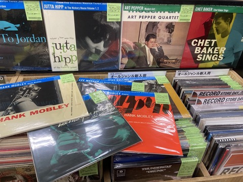 レコード　LP まとめ売り　BLUENOTE 17枚 Yahoo!オークション -「blue note jazz」(レコード) の落札相場