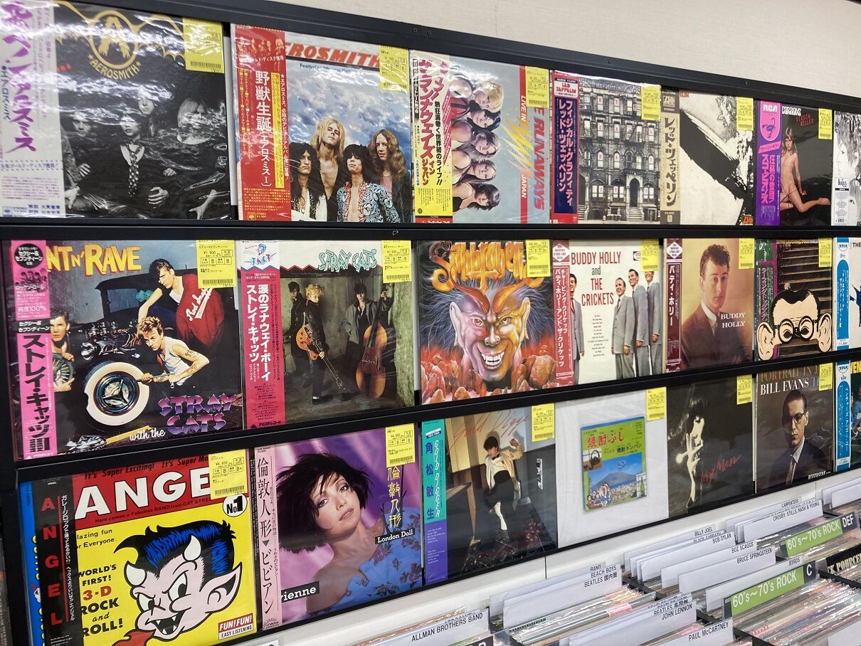新着レコード300点展示完了!!ロック/ハードロック/ジャズ/日本の