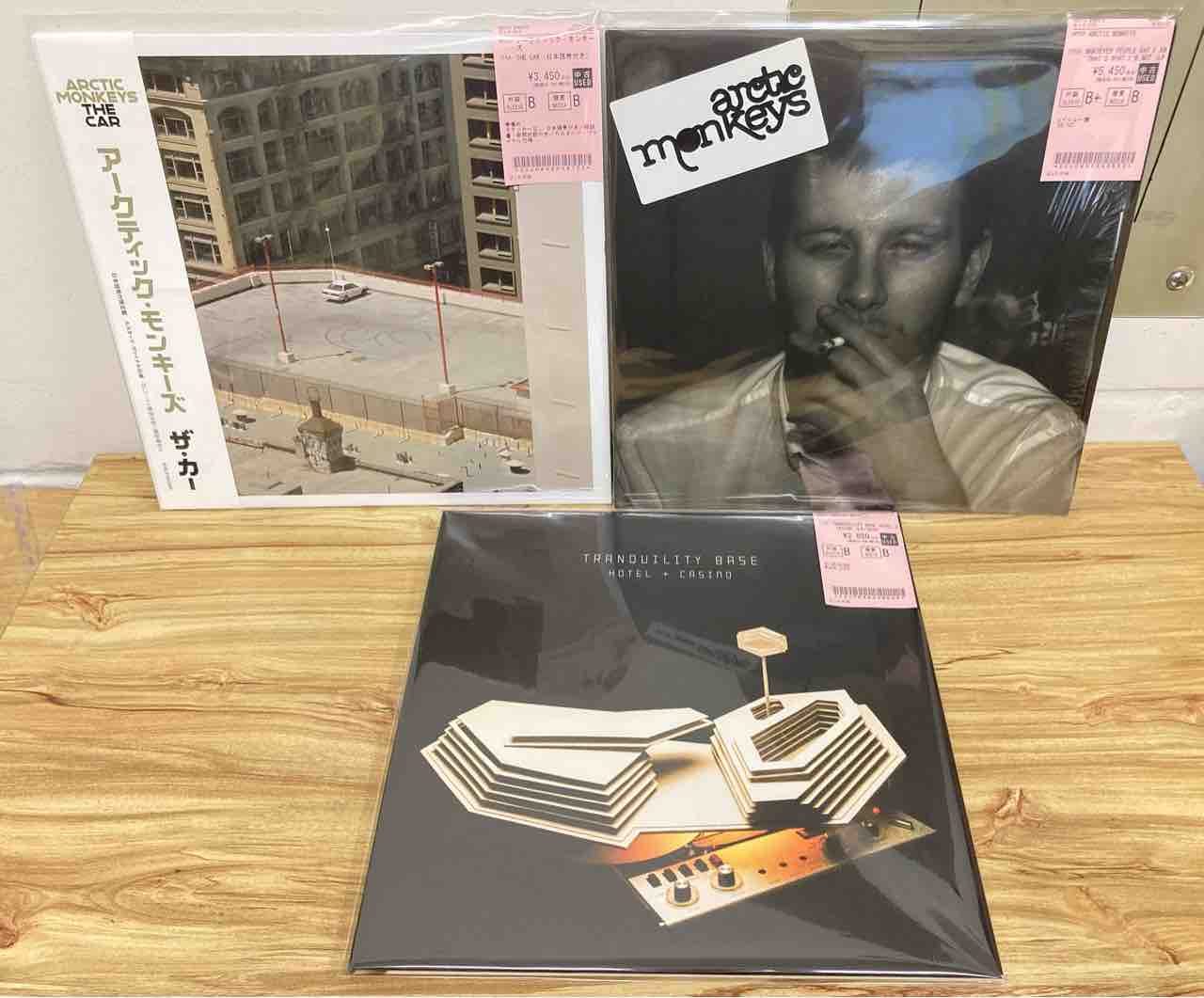 ARCTIC MONKEYSのレコード3タイトル中古で入荷いたしました