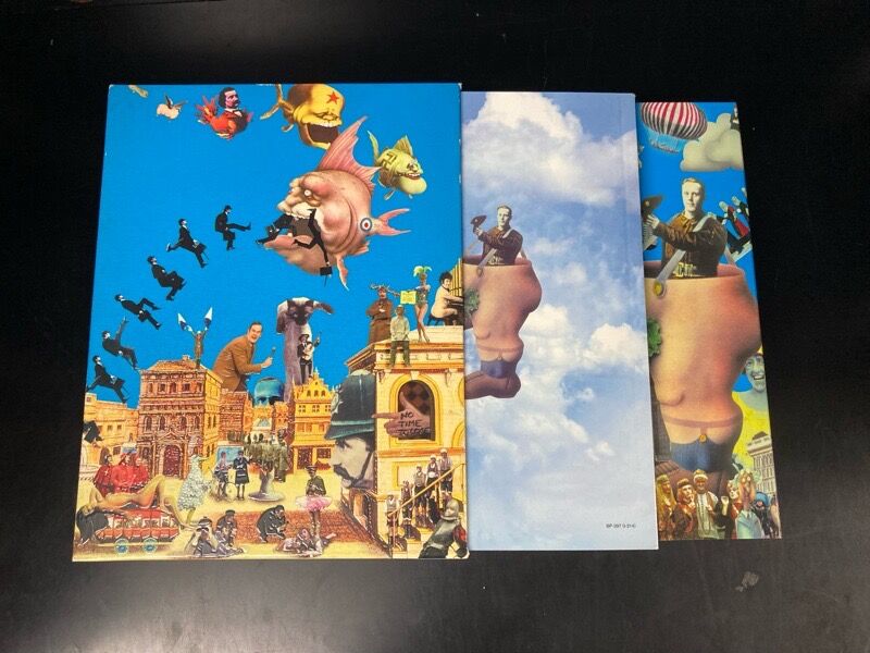 モンティ・パイソンのBlu-rayと7枚組DVDBOX中古で入荷しました