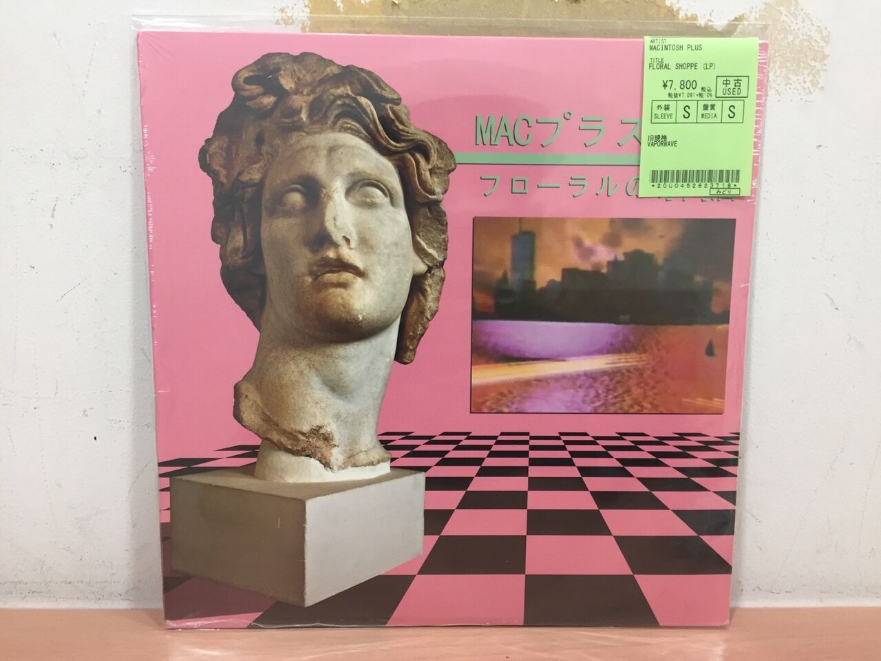 TECHNO】VAPORWAVEレコード、カセット入荷しました