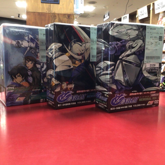 ターンエーガンダム DVDメモリアルBOX 全2巻 セット ∀（高級感