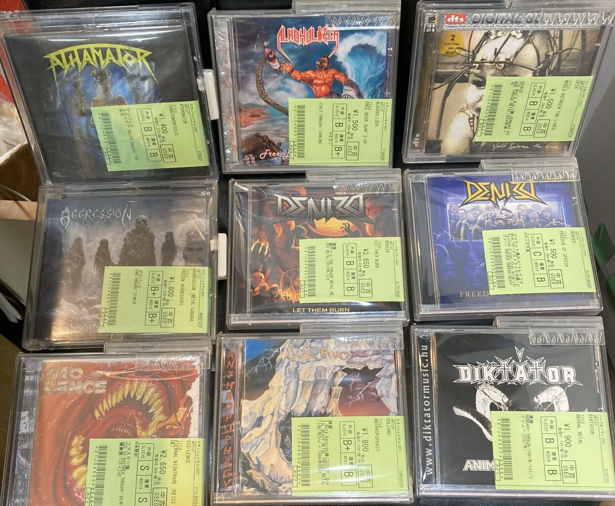 速さこそが正義！THRASH METAL中古輸入CD新着品です : ディスク 